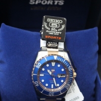  SEIKO สแตนเลสหน้าปัดสีน้ำเงิน